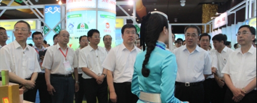 2013年5月，时任广东省委书记胡春华、内蒙古自治区主席巴特尔等领导关注大唐药业发展